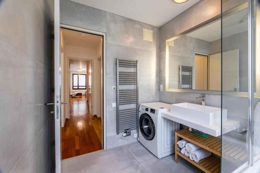 Modern Spacious Flat With A Terrace And A Parking Praga Zewnętrze zdjęcie